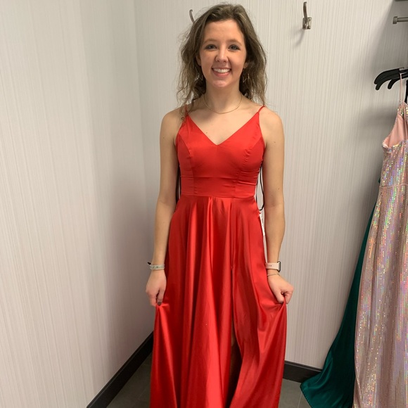 Prom Dress - Picture 1 of 4
